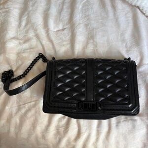Rebecca Minkoff black quilted leather crossbody bag #glamour #minimalist